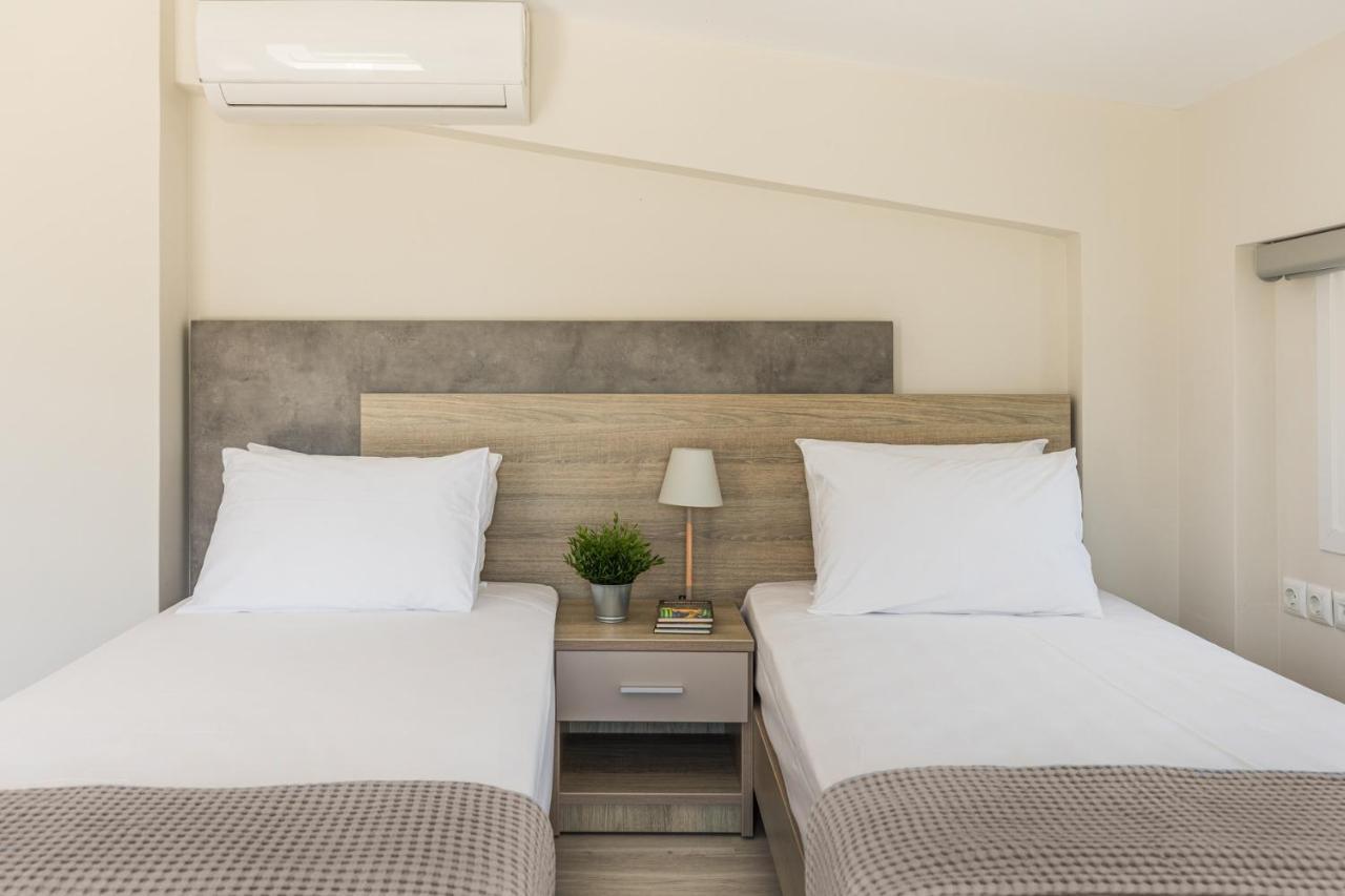 V Luxury Apartments Posidi ภายนอก รูปภาพ